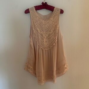 Elegant Lace Sleeveless Top - Cream